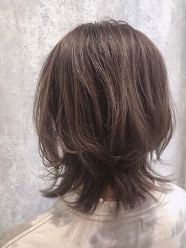 ジーナ 西荻窪(Zina) エアリーミディショートパーマ黒髪ホワイトアッシュ