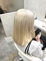 イル(iLu.)&nbsp;ホワイトブロンド