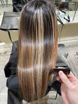 ロロ(ro-ro)&nbsp;【恵比寿 ro-ro】ブリーチ毛も潤艶髪へ導きます