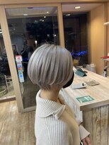 リングバイモアムー(Ring by Moremuu) 【マディ】ハイトーンショート