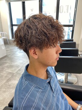 ルースト 西院店(ROOST) 波巻きスパイラル/刈り上げ/ツーブロック/マッシュ