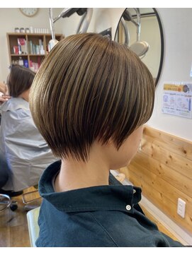 サクラ 弁天町店(SAKULA) 丸みショート