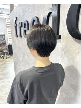 フリーダム 宇部駅前通り店(freedom) ショートヘア×ダークグレージュカラー
