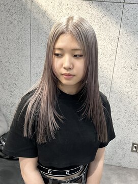 ローレン(Lolen.) シルバーグレージュ×レイヤーカット【野上翔平】