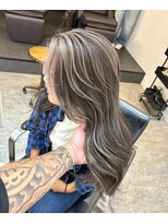ブレンド 渋谷(BLend)&nbsp;ハイライトブルージュマチルダボブインナーグレージュ前髪