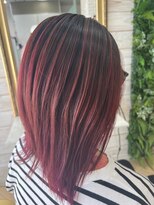 ハピネスヘアデザイン(Happiness)&nbsp;バレイヤージュカラー（ビビットピンク）