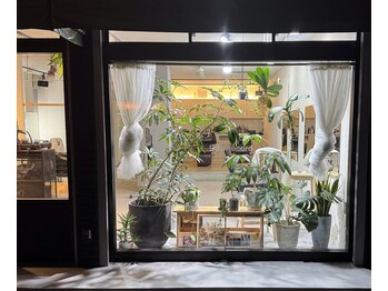 965Record【クロコレコード】（旧：enjoy beauty Cream）