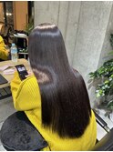 髪質改善縮毛矯正でしっかり癖を取り、艶髪へ!!