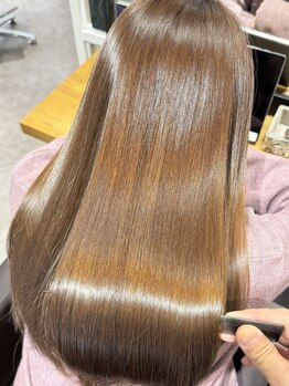 フルールバイリトル 新宿(FLEUR by little)の写真/カラーも同時OK◎カット+縮毛矯正+ケアカラー+サイエンスアクア¥19000/髪質改善/酸性ストレート