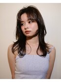 透明感大人美人くびれレイヤーレイヤーカットハッシュカット