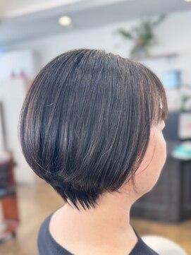 シュヴー 築地(CHEVEUX) ショートボブ/丸みショート/40代/50代/60代/