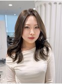 透明感カラーオリーブグレージュレイヤーカット学割