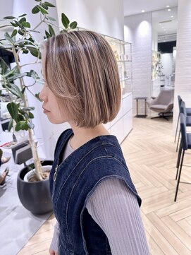 ステア ケース(stair case) ハイライト ローライト 地毛残し 外国人風