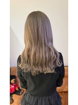 アイデザイン(I design) ホワイトベージュカラー