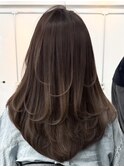 レイヤーカット ＋リッチベージュ