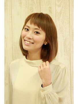 ヘアールーム プリズム(Hair room Prism) ナチュラルストレート