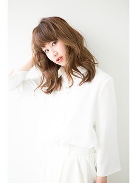 アエラス(Aeolus) 春フェミニンスタイル