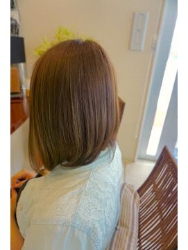 ヘアセラピー サラ(hair therapy Sara) 透明感/やわらかヌーディーボブ♪