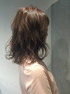 ジーナ(XENA) アッシュブラウン