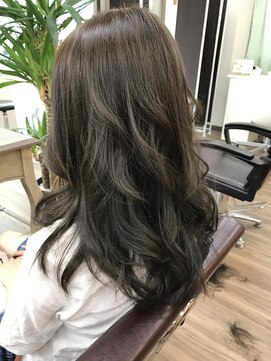 シード(Syead) 艶髪オーシャンブルー×暗色