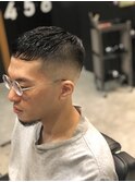 くせ毛風パーマクロップスキンフェードカット