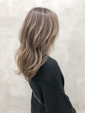 ソーコ 渋谷(SOCO) ＊【SUN】バレイヤージュ風ハイライト＊