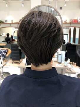 ロンド レグリーズ 立川(Lond leglise) ハンサムショート/耳かけ/マニッシュショート/小顔〈深味信也〉