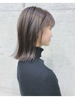 ヘアールーム プリズム(Hair room Prism) 切りっぱなしモノトーンカラー