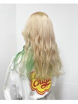 ヘアーアトリエ ネヴェア(hair atelier NEVAEH)&nbsp;white blond ×inner