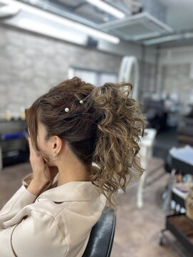 リファイン バイ アフィナー 本厚木店(Refine by Afinar) ヘアアレンジ［本厚木］