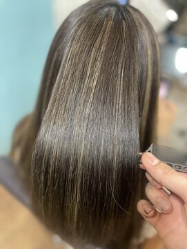 リズ(Reis) 髪質改善トリートメント