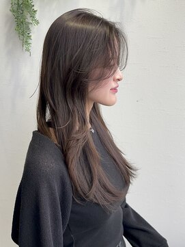 ビューシンサイバシ(VIEW SHINSAIBASHI) 顔まわりカットレイヤーカット透明感20代30代