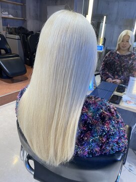 シェルフィ アピタ長久手店 抜きっぱなしブロンド