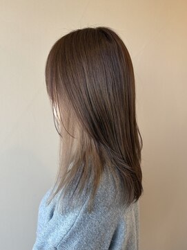 ヴァンカウンシル 伊那(VAN COUNCIL) earring color×milk tea