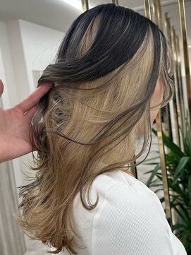 エトワール(ETOILE) ミルクティーベージュ/インナーカラー/ブリーチ/ハイトーン