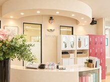 トップレディ(TOP LADY)の雰囲気（ご来店後はこちらの受け付けへ◎皆様を温かくお迎えします）