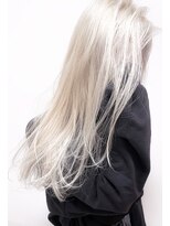 アルス ヘアーデザイン 覚王山(A.r.s hair design) Ara hair ホワイトカラー（ブリーチ4回）