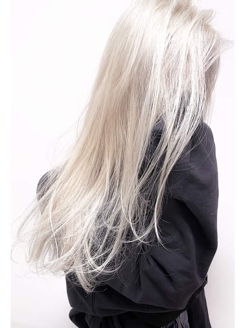 Ara hair ホワイトカラー（ブリーチ4回）
