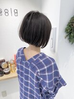 ソラ(sola)&nbsp;前下がりクラシカルボブ