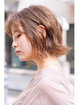 Siena 外ハネスクエアボブ