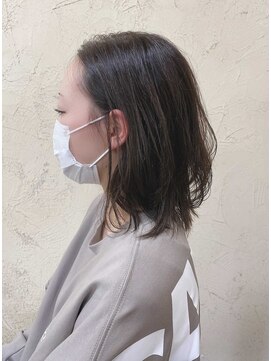 ビーワールド(B WORLD) ふんわりショートレイヤー【藤枝/髪質改善/デザインカラー】