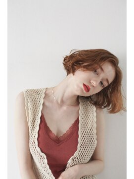 ピズム(PISM) フラッフィーガーリーセミウェットウェーブ/ボブマロンベージュ