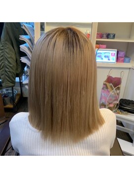 ヴィオラスバイポッシュ ギンザ(Violus by Posh GINZA) 絹髪矯正by髪質改善