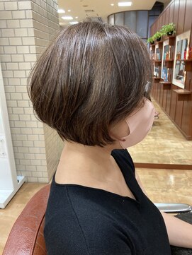 ジュール ドゥJour doux ディレクター今嶋　軽すぎるデザインが苦手な方におすすめなボブ