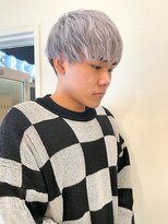 セルカ 新宿(CERCA)&nbsp;メンズホワイトシルバーカラー［CERCA新宿/新宿西口］