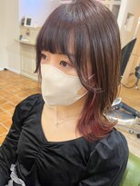 【山田】くびれレイヤーミディインナーカラーピンク