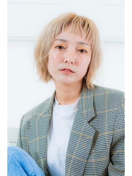 【Champ小阪】モードな前髪がアクセント♪外ハネボブ