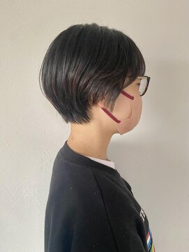 エトランジェ(Etrange) 丸みのある可愛らしいショート/丸みショート