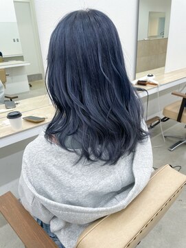 ニュート(Neut ) ブルーブラック/就活カラー/オシャレ黒染め/ブリーチ無し/名古屋