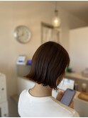 ボブ 外ハネ 切りっぱなしボブ 秋色カラー